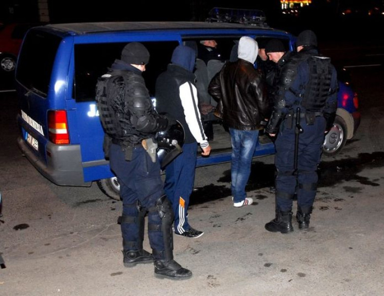 Tânăr prins cu briceag la Zilele municipiului Dorohoi