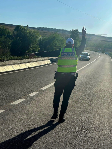 Acțiune a poliției la Dorohoi pentru siguranța rutieră și ordinea publică