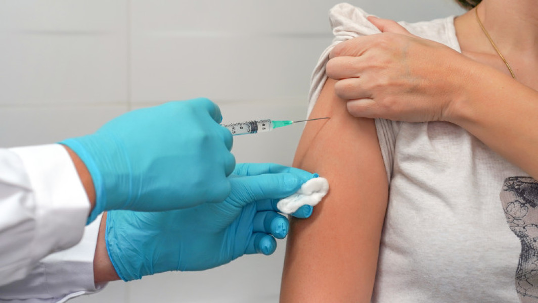 Vaccinarea antigripală sezonul 2025-2026 a început în cabinetele medicale din România
