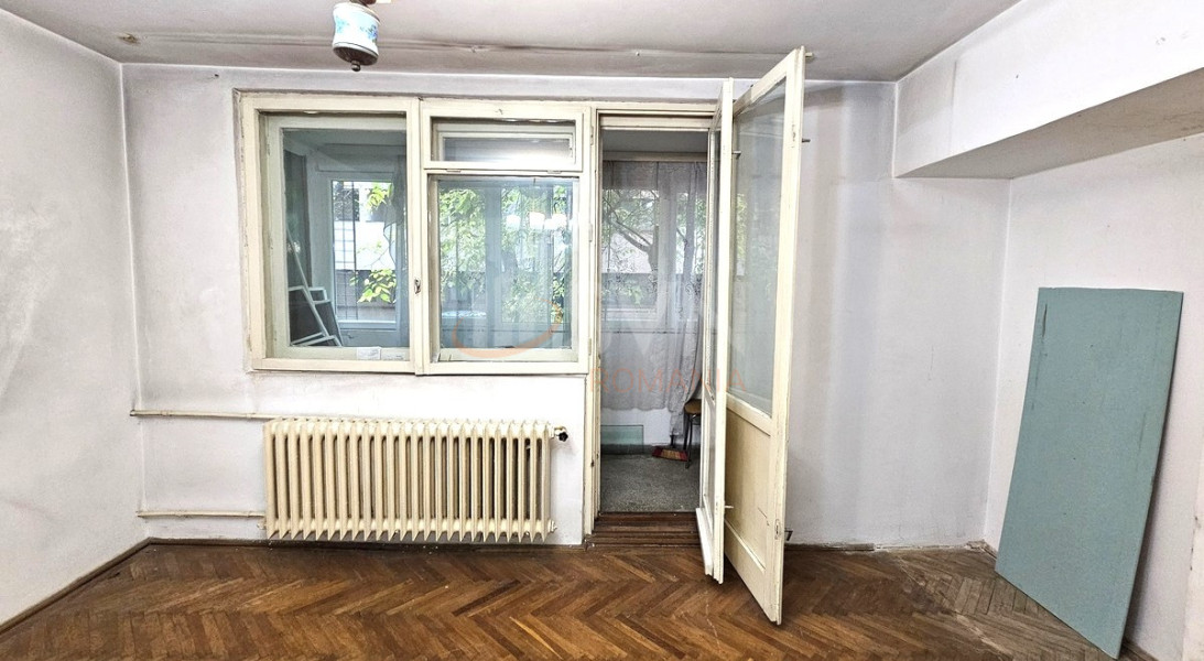 O femeie din Botoșani va fi scoasă din garsonieră din cauza datoriilor către furnizorul de energie termică
