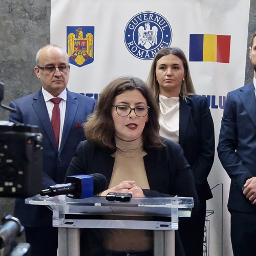 Prefectura Botoșani vrea să reducă consumul de hârtie prin digitalizare