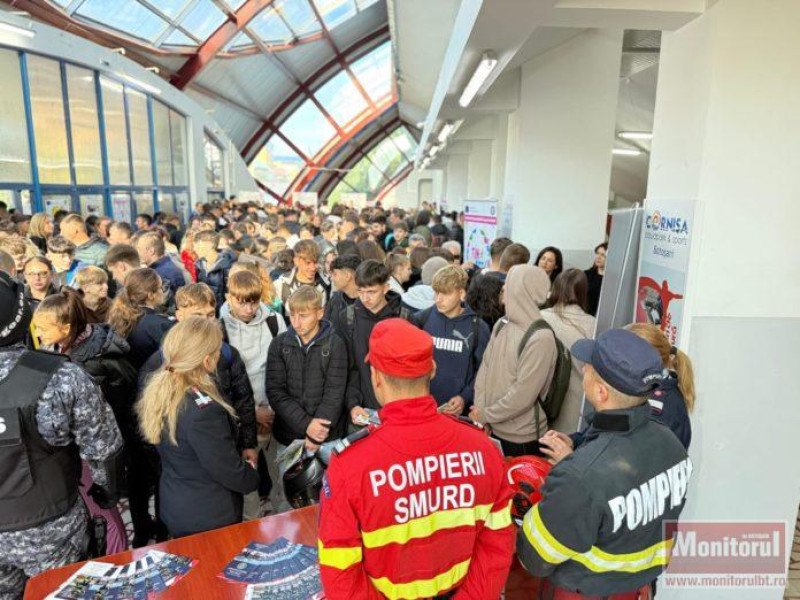 ISU Botoșani a promovat admiterea la Școala de Subofițeri de Pompieri în cadrul bursei locurilor de muncă
