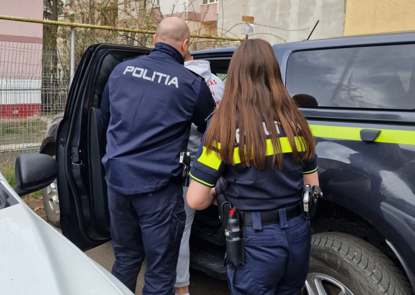 Bărbat din Botoșani reținut după ce a condus beat și sub influența unei substanțe psihoactive