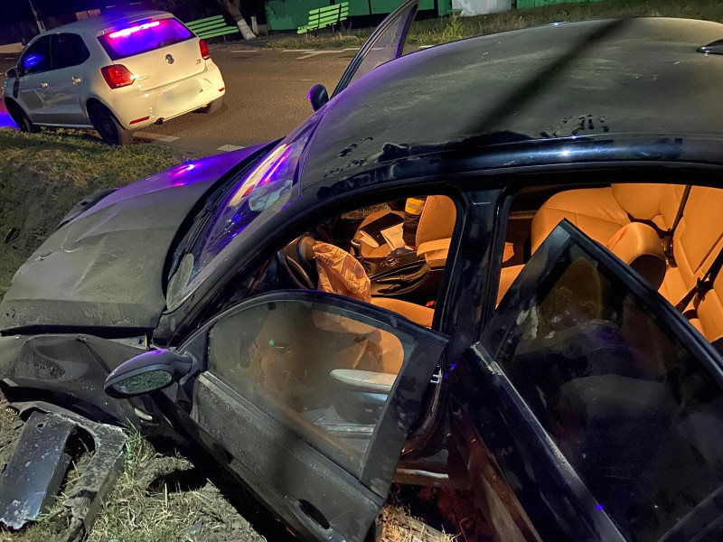 Accident rutier în județul Suceava, doi șoferi implicați după o manevră pe sensul opus