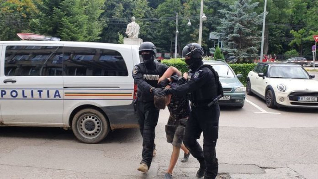 Bărbat periculos din Botoșani este prins după mandate pentru violență și agresiune sexuală
