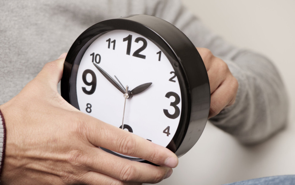 România va trece la ora de iarnă în noaptea de 25 spre 26 octombrie 2025