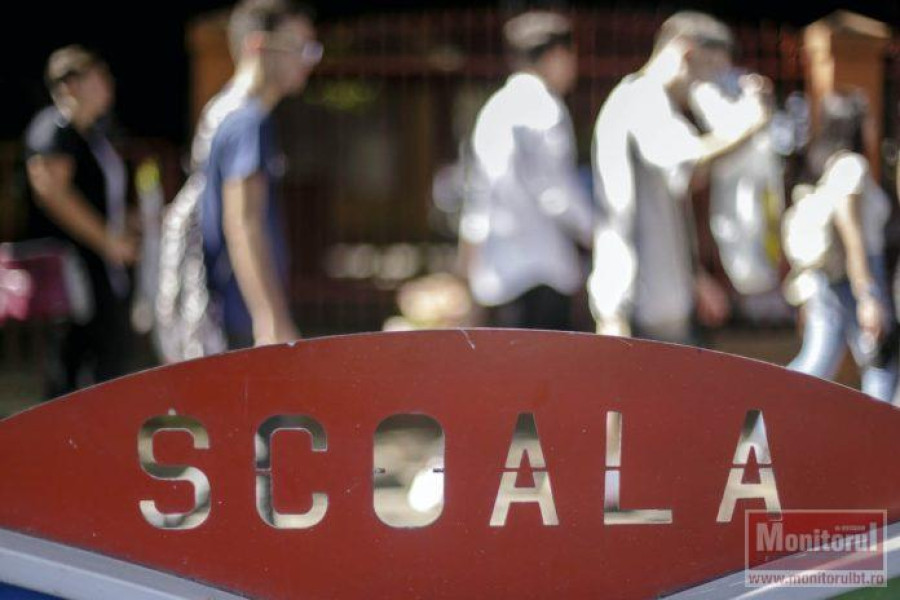 Numărul elevilor din judeţul Botoşani continuă să scadă alarmant