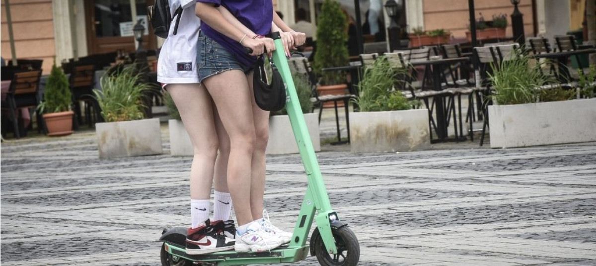Permis special pentru trotinetă și bicicletă electrică, propus în Parlament