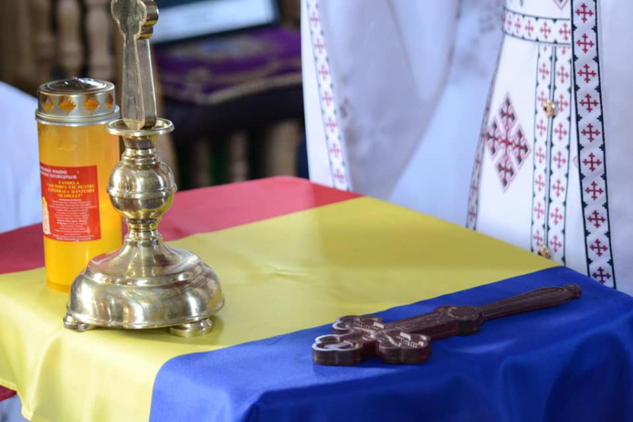 Preotul Olivian Sandu a fost instalat la Parohia Sfântul Mare Mucenic Dimitrie din Botoșani