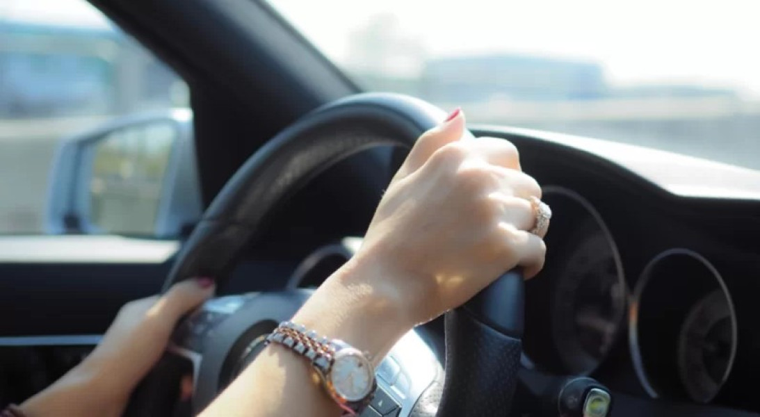 O femeie din Botoșani depistată circulând cu autorizația provizorie expirată