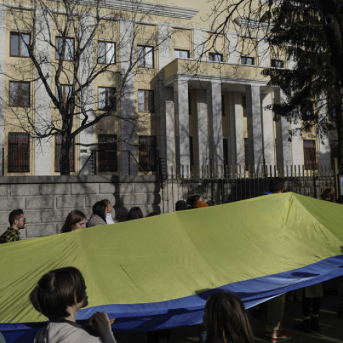 Protest al comunităţii ucrainene în București împotriva războiului din Ucraina