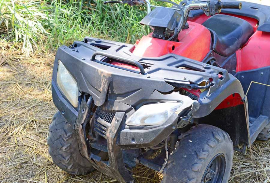 Tânăr din Botoșani prins conducând un ATV fără permis și fără înmatriculare