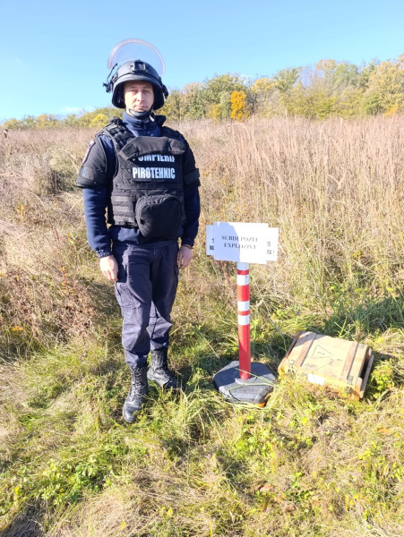 27 de muniții au fost distruse prin explozie controlată în poligonul Copălău