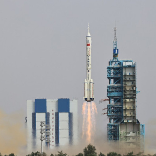 China dezvăluie nume navei spațiale pentru misiunea lunară în 2030