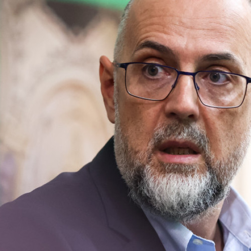 Kelemen Hunor acuză: "Este revoltător, prefectul județului Mureș atacă hotărârea pentru înființarea Liceului Romano Catolic