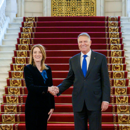 Președintele României, Klaus Iohannis, a discutat cu Roberta Metsola despre alegerile europarlamentare la Palatul Cotroceni