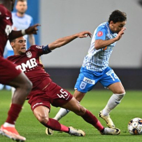 Universitatea Craiova eliminată din lupta pentru titlu după înfrângerea cu CFR Cluj în play-off-ul SuperLigii. Farul și Sepsi remizează, iar FCSB și CFR Cluj ocupă primele două poziții.