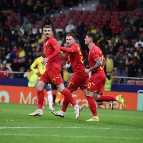 Echipa României întrerupe seria de 12 meciuri fără înfrângere după ce este învinsă de Columbia cu scorul de 3-2 într-un meci amical disputat la Madrid.