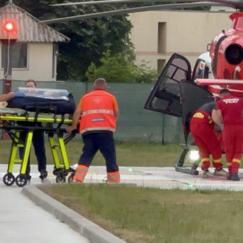 Elicopter chemat cu repetiție pentru salvarea a doi bebeluși diagnosticați cu aceeași boală rară (VIDEO)