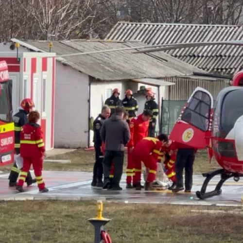 Elicopterul SMURD trimis de urgenţă la Iaşi, tânăr poliţist în stare critică. Are doar 21 de ani (VIDEO)