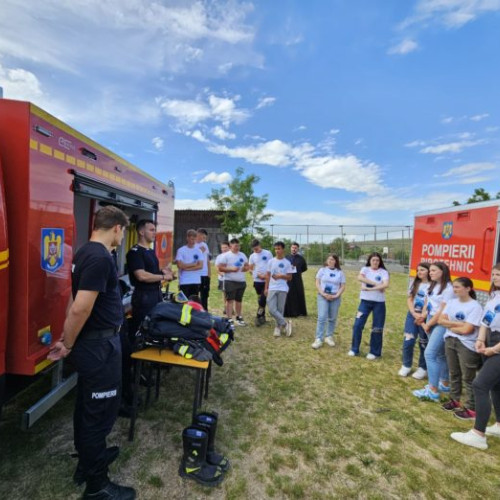 Meseria de salvator, prezentată elevilor din Blândești, Unțeni și Gorbănești