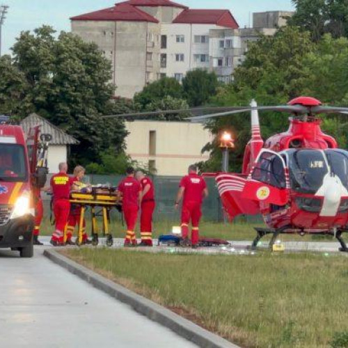 Elicopter chemat pentru copilul resuscitat pe malul iazului. Ce spun medicii (video)