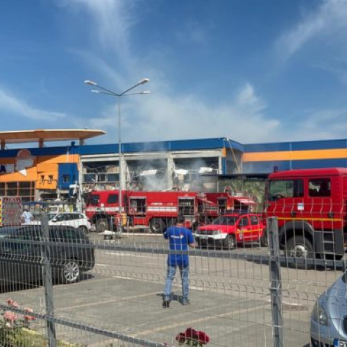 Explozie devastatoare la magazinul Dedeman din Botoșani