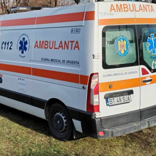 Accident rutier în Dorohoi: Un copil de 9 ani a căzut dintr-o mașină în timpul manevrelor de întoarcere