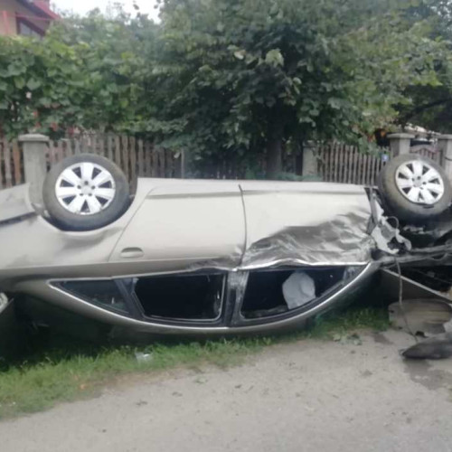 Trei botosăneni răniți într-un accident rutier la Ciocănești, Suceava